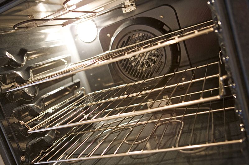 Что такое конвекция в духовке электрической плиты и для чего это необходимо?